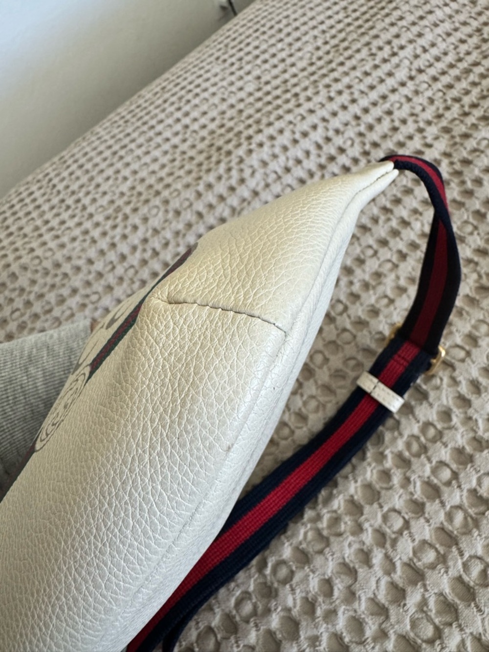 Gucci Cream Leather Belt Bag with Red and Blue Web Strap Authenticity!! - Picture 15 of 16